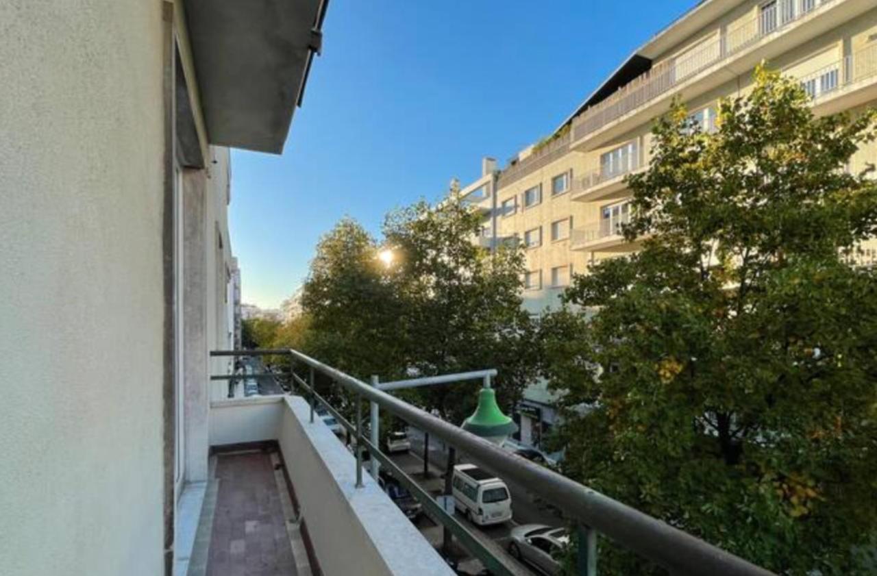 Valmor Avenue Vintage Chiq By Homeful Lisbon Bagian luar foto