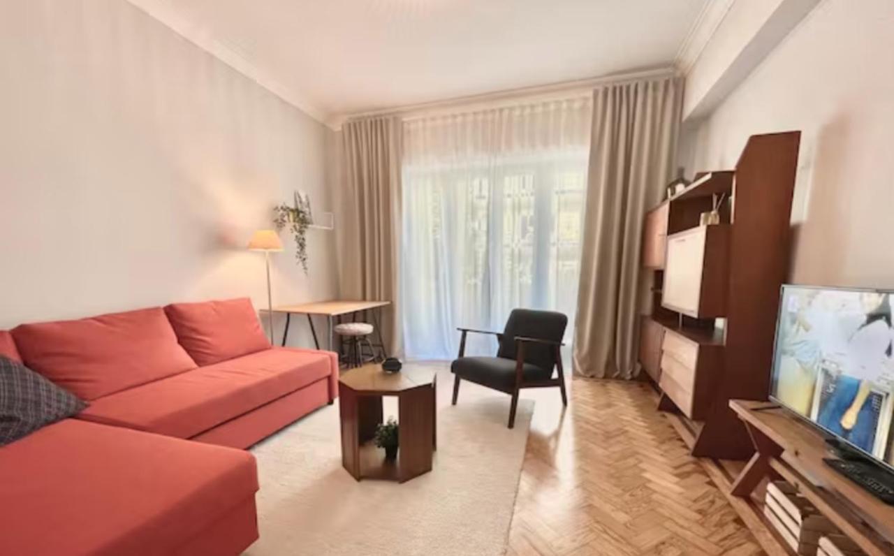 Valmor Avenue Vintage Chiq By Homeful Lisbon Bagian luar foto