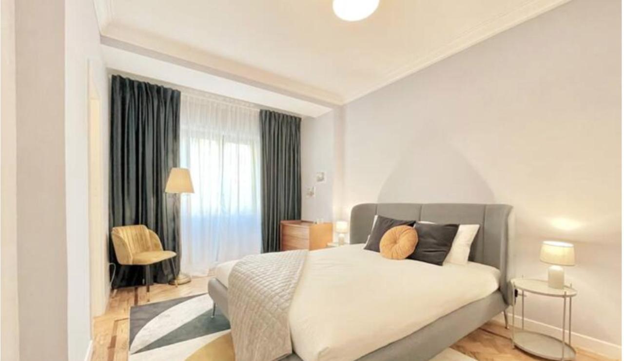 Valmor Avenue Vintage Chiq By Homeful Lisbon Bagian luar foto